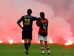 长时间玩电脑运动不足？高价奇思妙想先引体向上才能玩